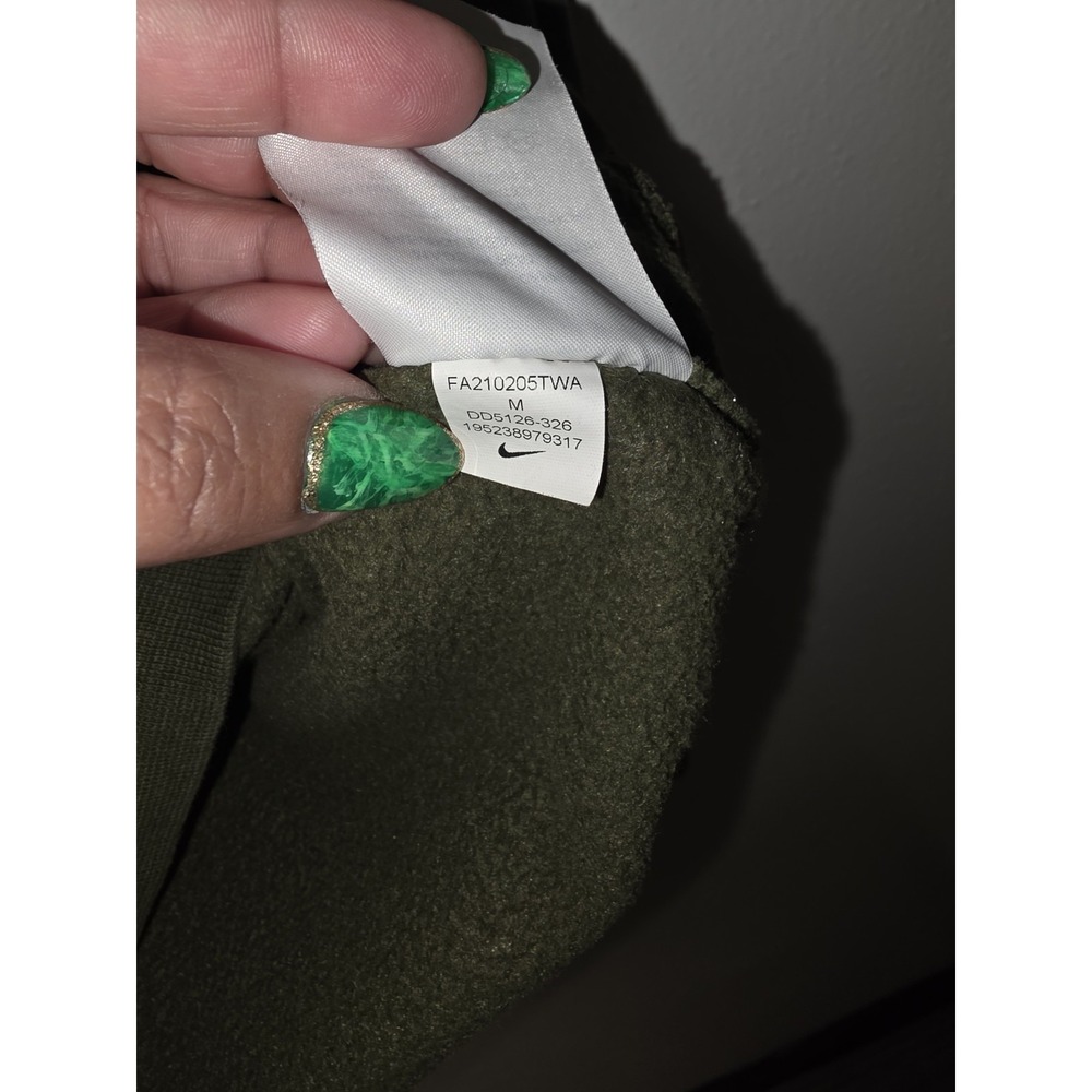 Nike Men's Hoodie Medium‎ Green Camo Sweatshirt DD5126-326 Pullover Swoosh Neon - Picture 6 of 8